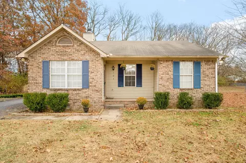104 Sanford Ct, Smyrna, TN 37167