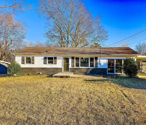 966 Horse Mountain Rd, Shelbyville, TN 37160