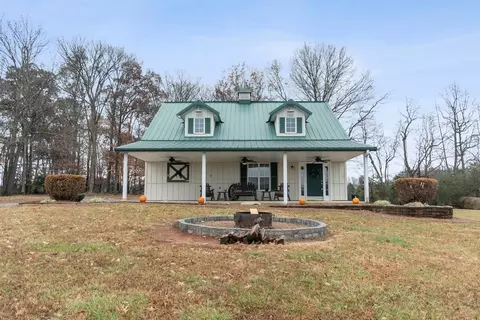 360 Uselton Rd, Shelbyville, TN 37160