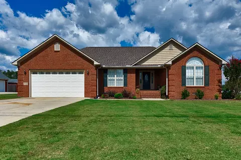 27749 Michael Ln, Toney, AL 35773