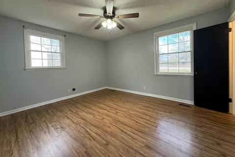324 Mockingbird Ln, Dickson, TN 37055 photo 13