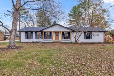 828 Rebel Cir, Franklin, TN 37064