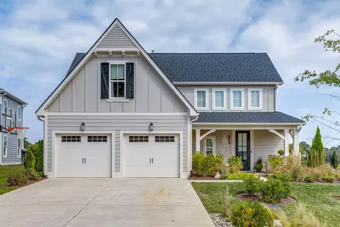 7542 Delancey Dr, College Grove, TN 37046