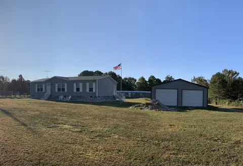 107 County Rd 814, Flat Rock, AL 35966