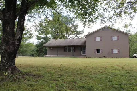 1015 Life Cutoff Rd, Lexington, TN 38351