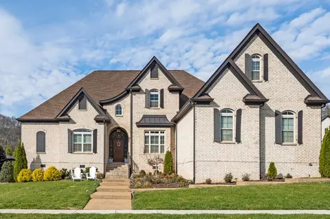 2327 Harts Landmark Dr, Franklin, TN 37069