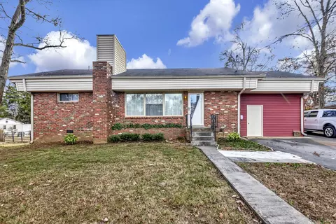 2723 Anderson Rd, Nashville, TN 37217