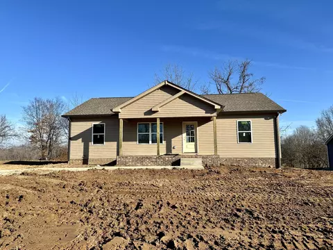 347 Jim Courtney Rd # A, Portland, TN 37148