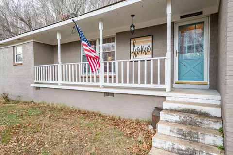 3836 Highway 230, Mcewen, TN 37101