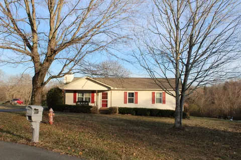 109 Warren Dr, Greenbrier, TN 37073