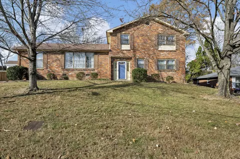 4927 Sherman Oaks Dr, Nashville, TN 37211