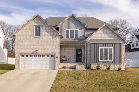 237 Sherlock Dr, Clarksville, TN 37043
