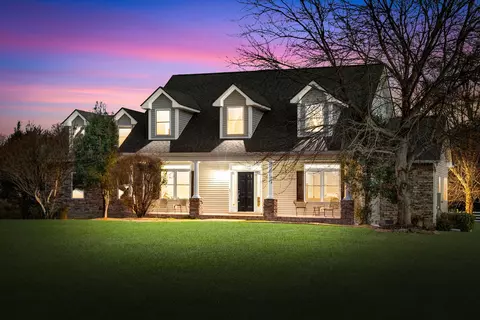 1331 Norman Ln, Clarksville, TN 37040