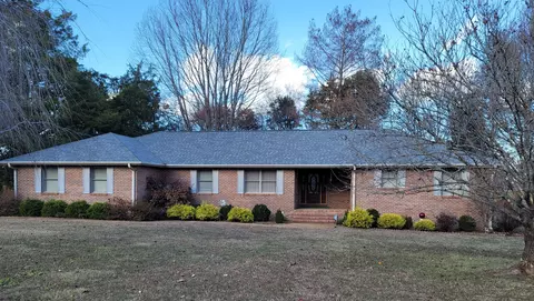 76 Wood Bluff Rd, Winchester, TN 37398