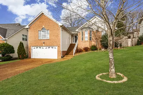 103 W Harbor Ct, Hendersonville, TN 37075