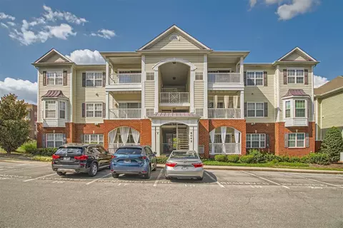 8045 Bienville Dr #2, Nashville, TN 37211