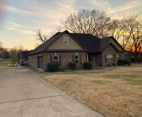 1708 Neutrino Dr, Murfreesboro, TN 37129