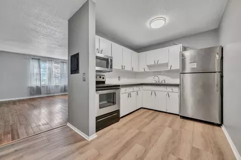 441 Harding Pl #B2, Nashville, TN 37211