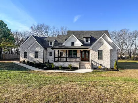 131 Stonecreek Dr, Pulaski, TN 38478