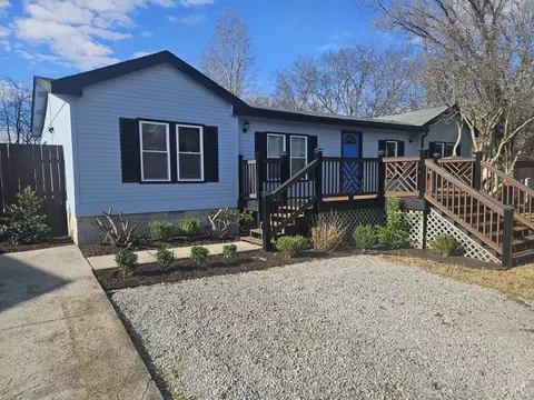 722 W Sagefield Dr, Smyrna, TN 37167