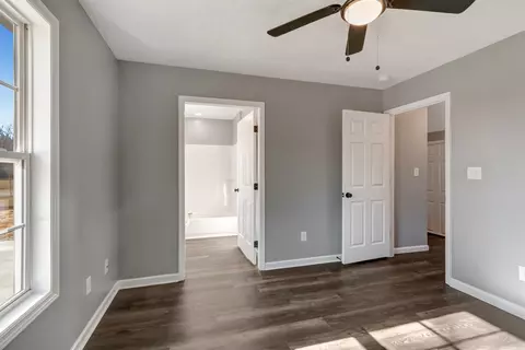 211 Walnut St, Decherd, TN 37324 photo 19