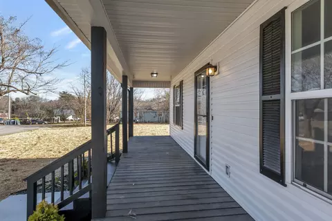 211 Walnut St, Decherd, TN 37324 photo 4