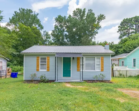 290 Dixie Dr, Cleveland, TN 37323