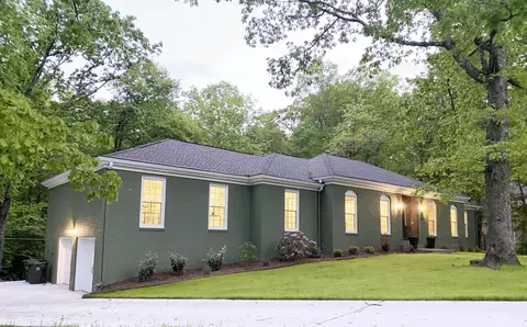 504 Barrington Rd, Signal Mountain, TN 37377