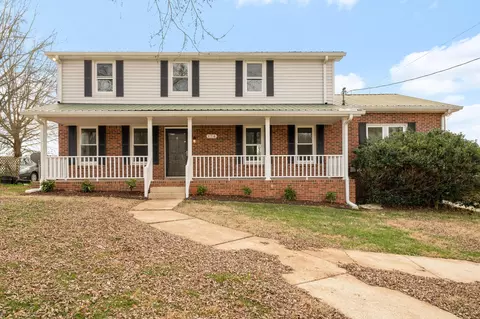 174 Curtis Cross Rds, Hendersonville, TN 37075