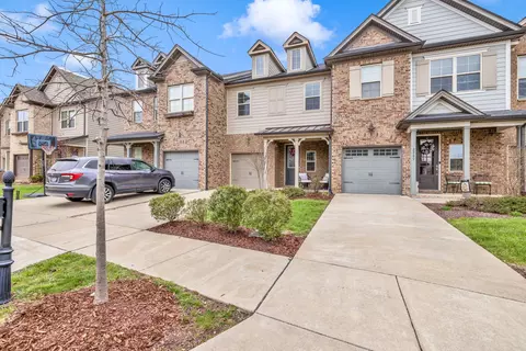 2573 Wellesley Square Dr, Thompsons Station, TN 37179