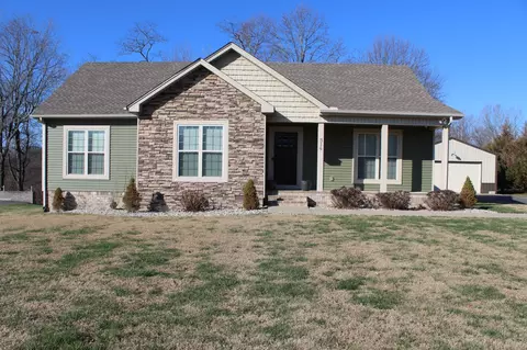 314 Autumn Ridge Ln, Lafayette, TN 37083