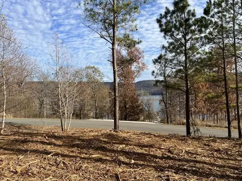 147 Lookout Mnt Dr, Scottsboro, AL 35769