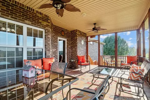 Exterior - 341 Murrell Rd, Dickson, TN 37055 photo 3 of 4