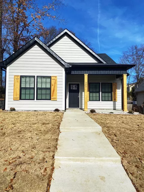 205 Morgan St, Jackson, TN 38301