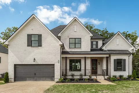 728 Summit Oaks Ct, Nashville, TN 37221