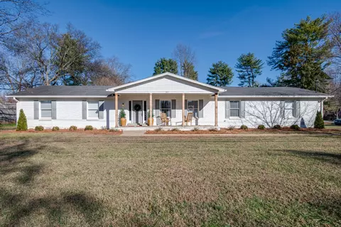302 Haynes Dr, Murfreesboro, TN 37129