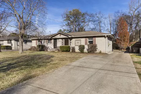 2023 Forrest Green Dr, Nashville, TN 37216