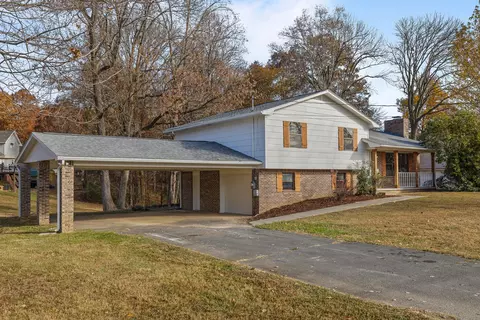 903 NE Whisperwood Trl, Cleveland, TN 37312