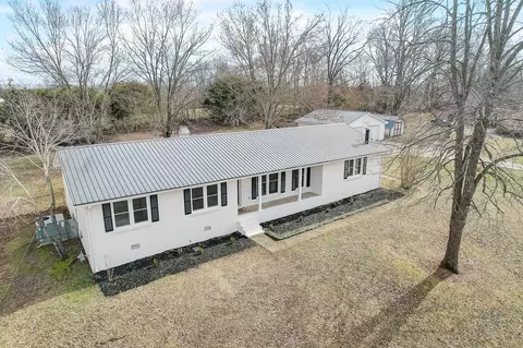 501 S Hillcrest Dr, Shelbyville, TN 37160
