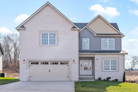 564 Farmington, Clarksville, TN 37043