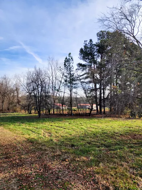 10114 South Rd, Cadiz, KY 42211