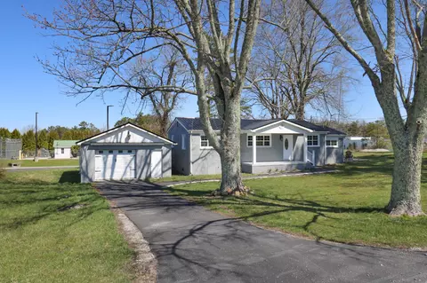 63 Vernon Ave, Altamont, TN 37301