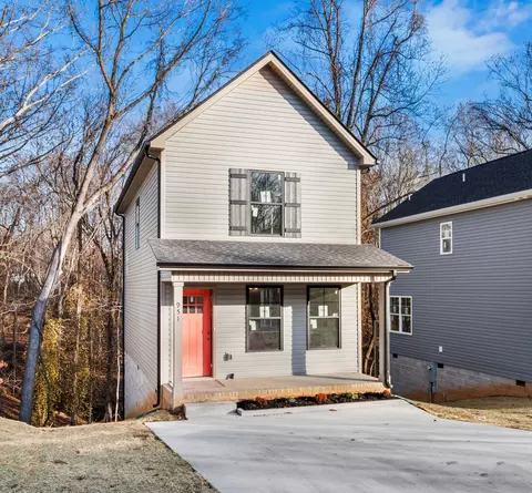 951 Oak Ln, Clarksville, TN 37040