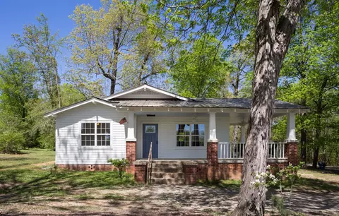119 5th St, Trenton, GA 30752