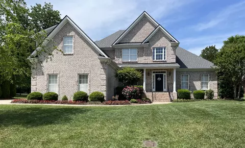 5408 Cliffstone Dr, Smyrna, TN 37167