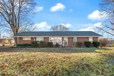 212 Porter Cir, Columbia, TN 38401