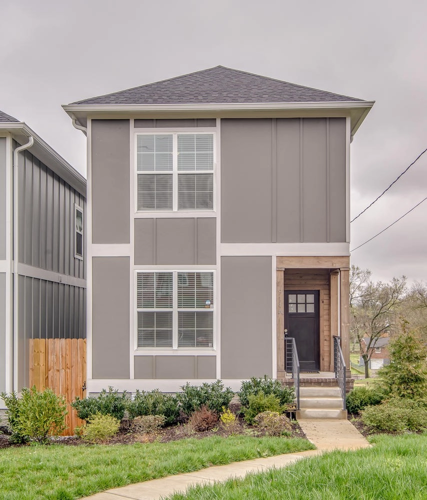 914 32nd Ave N Unit A  