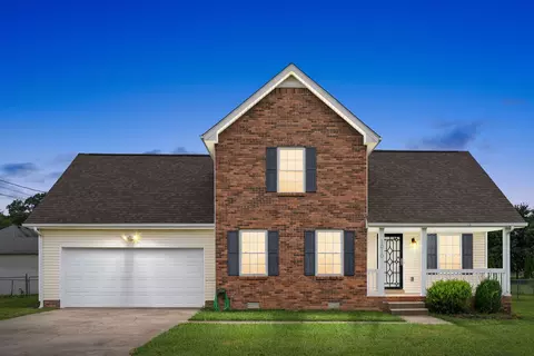 1010 Summerhaven Rd, Clarksville, TN 37042