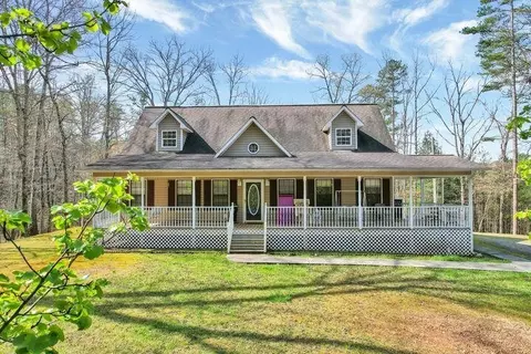 145 Shaw Rd, Tellico Plains, TN 37385