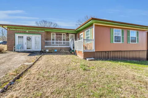1714 Spradling Rd, Soddy Daisy, TN 37379